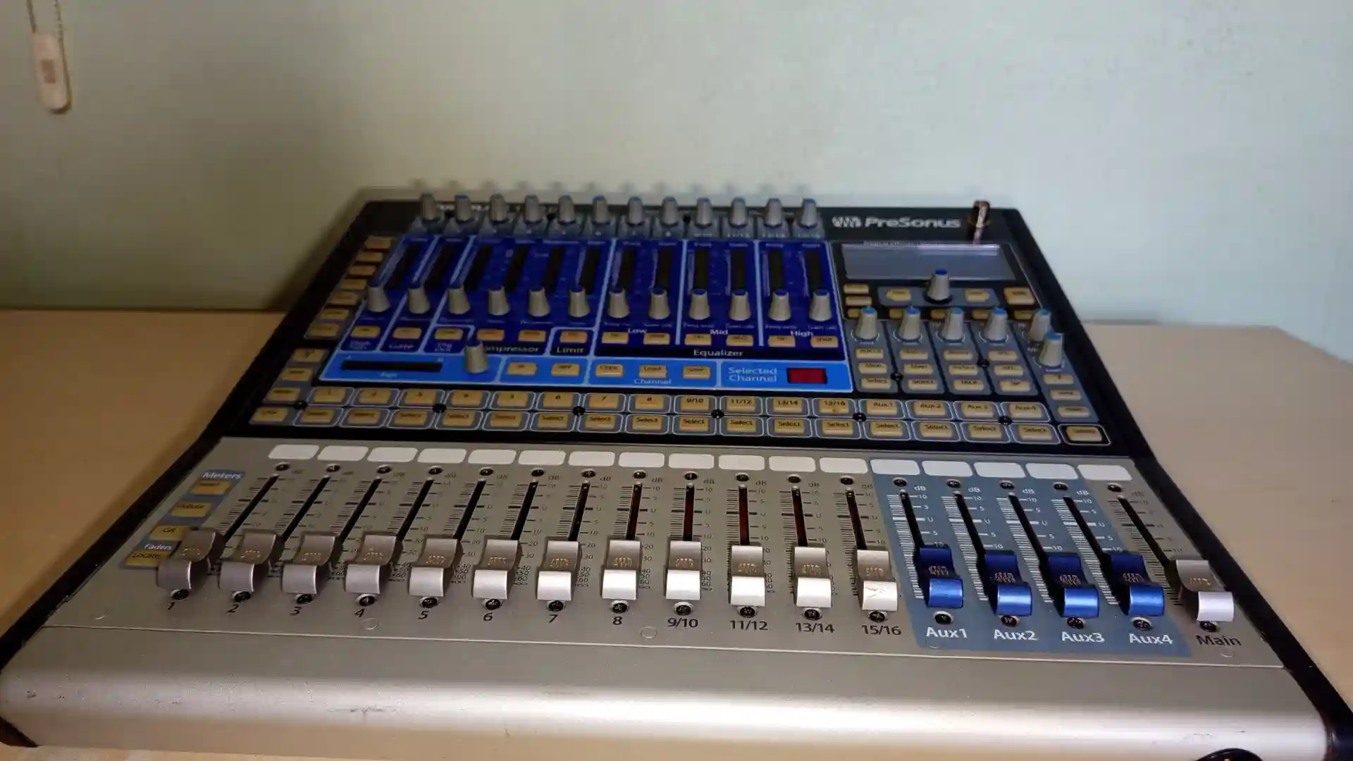 Stüdyo & Sahne İçin PreSonus StudioLive 16.02 - 16 Kanal Dijital Mikser - Galeri 2